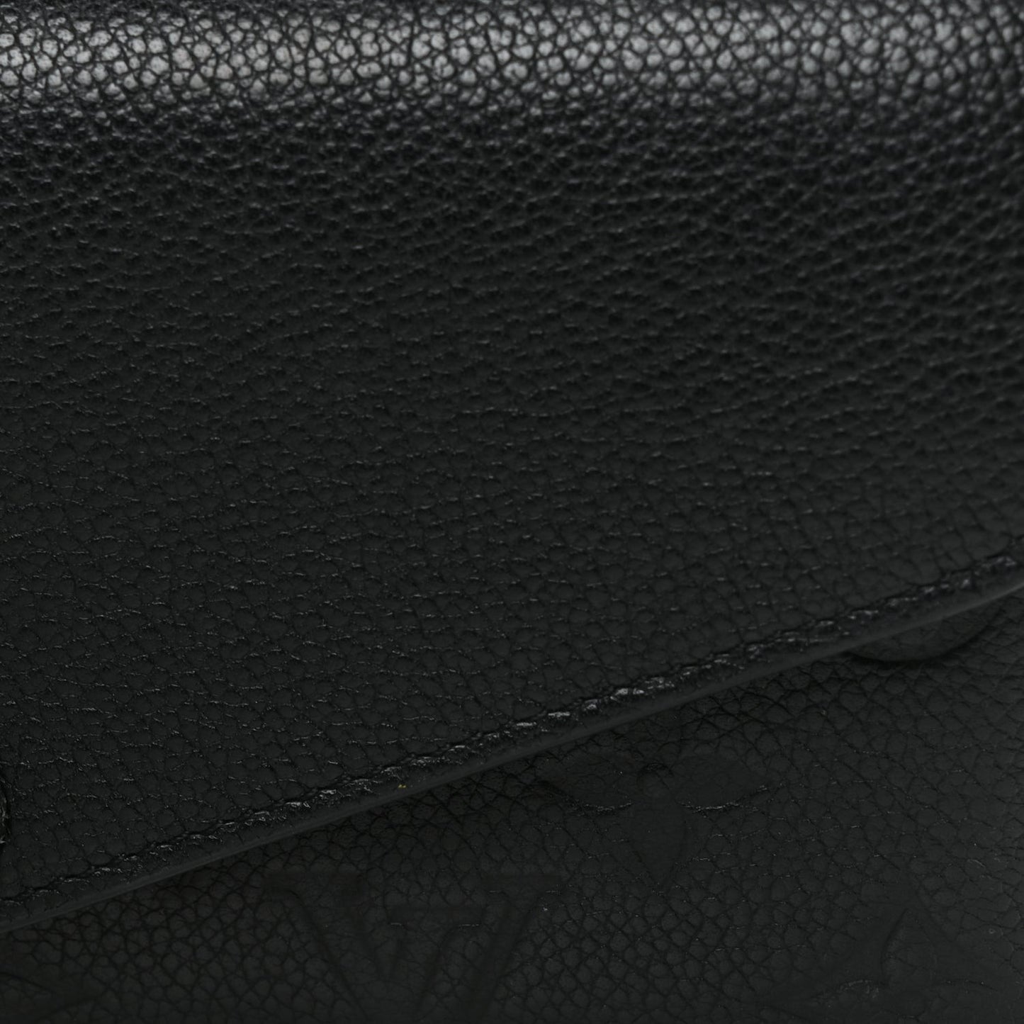 LOUIS VUITTON Empreinte Sarah Wallet NM Black