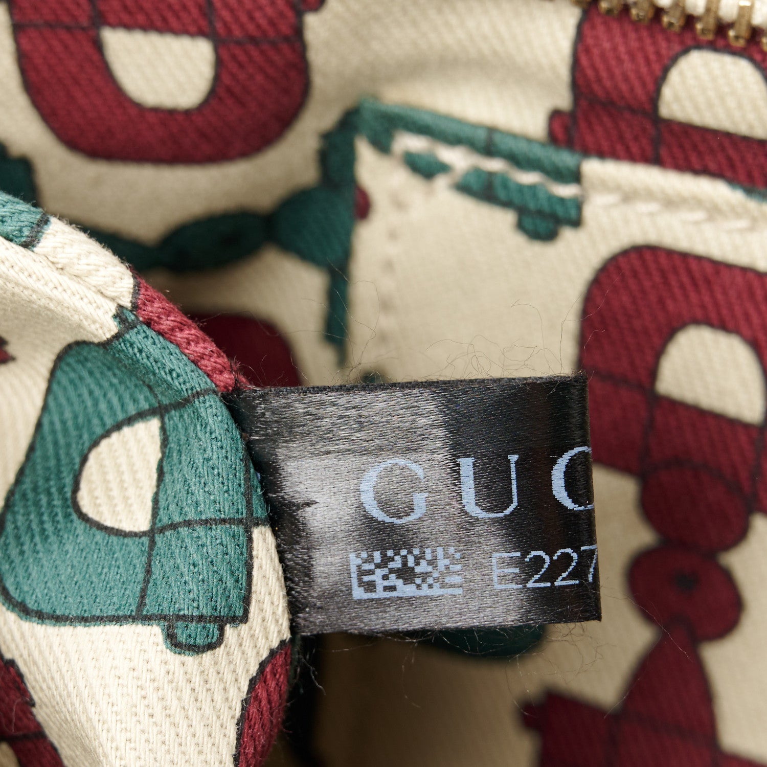 Gucci Guccissima D Ring Abbey Pochette  Off White 8 of 12