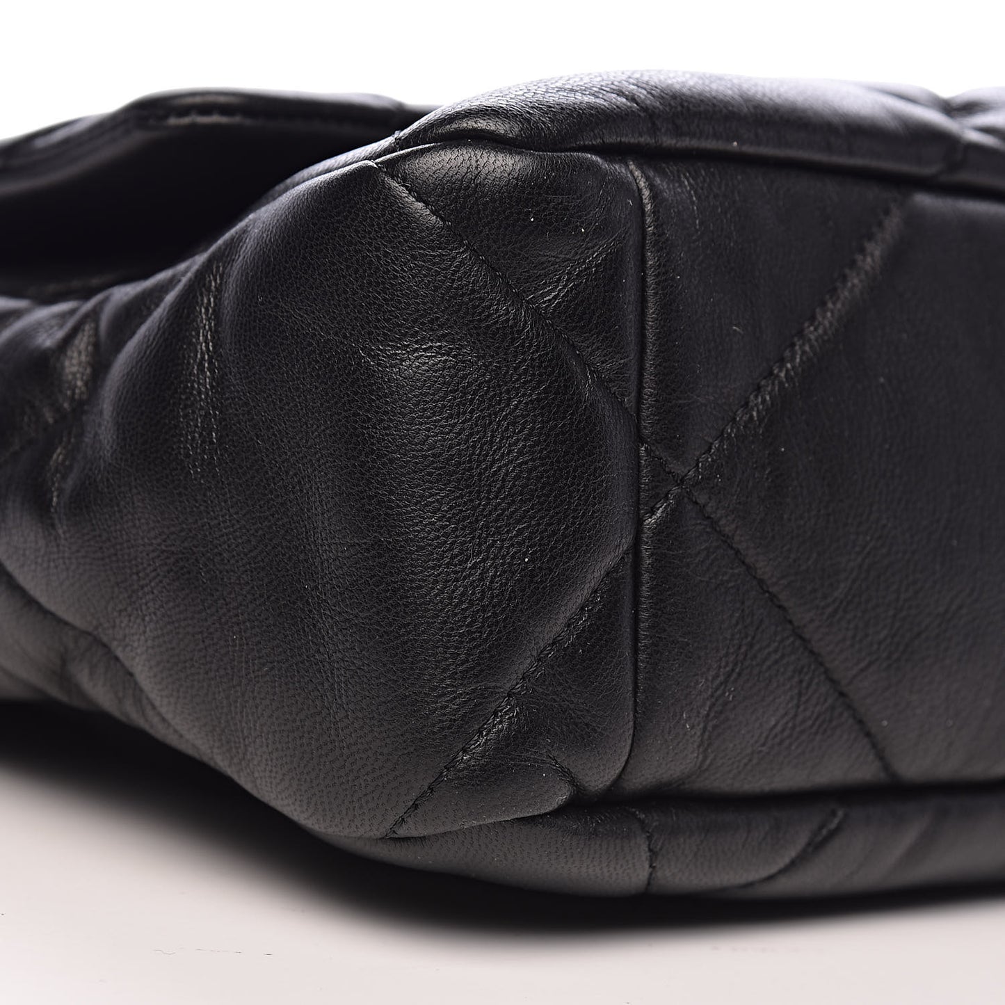 Goatskin Quilted Large 19 Flap Black