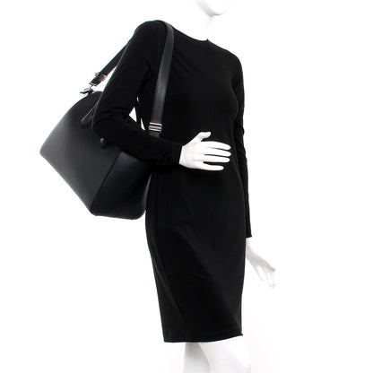 Givenchy Sugar Goatskin Medium Antigona Black 2 of 7