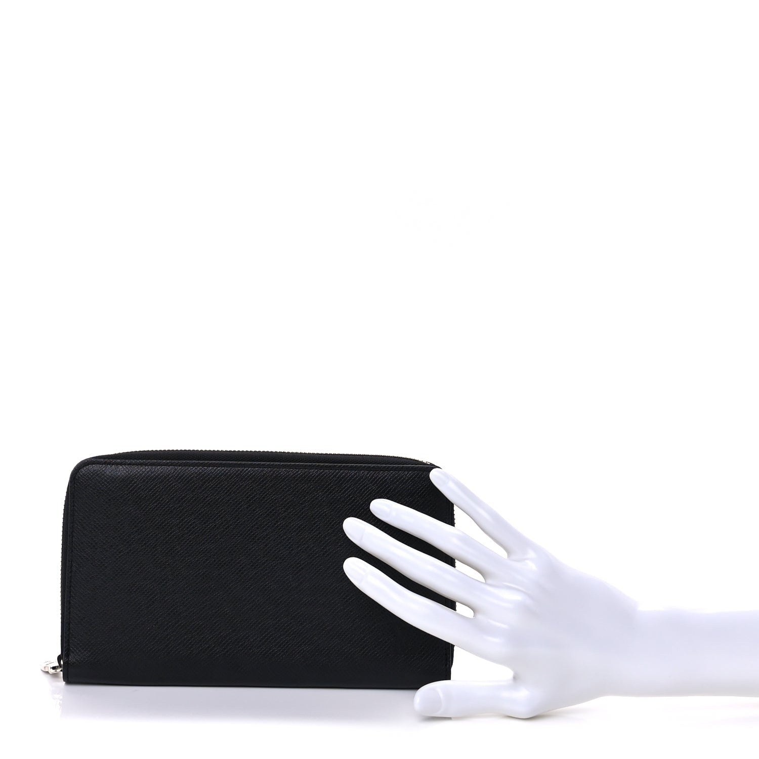 Louis Vuitton Taiga Zippy Organizer Wallet Black 2 of 7