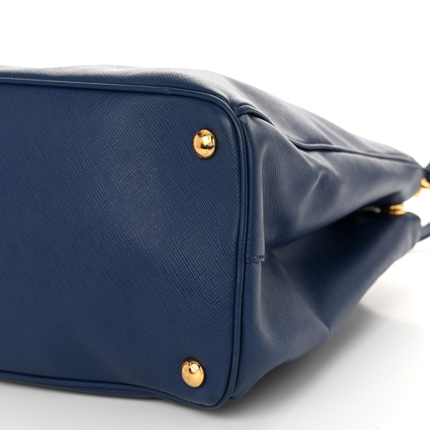 Saffiano Medium Galleria Double Zip Tote Bluette