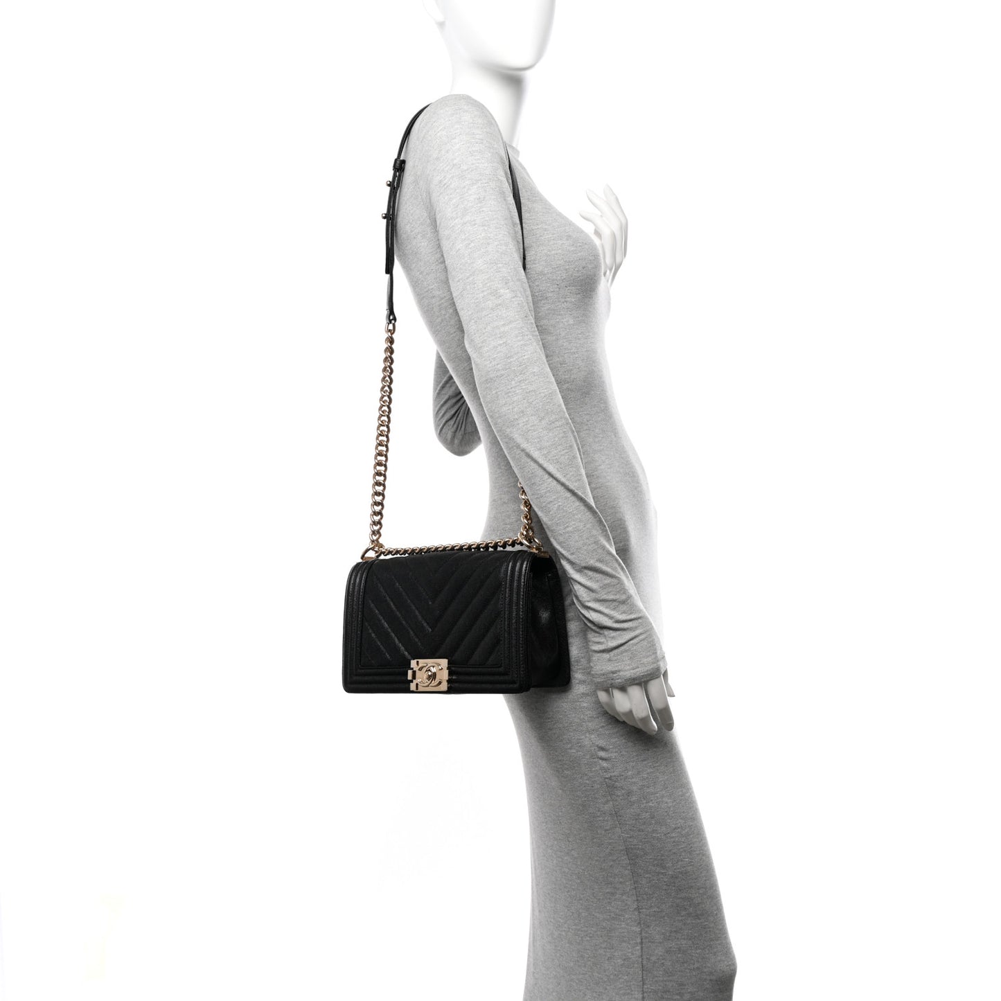 Caviar Chevron Quilted Medium Boy Flap Black