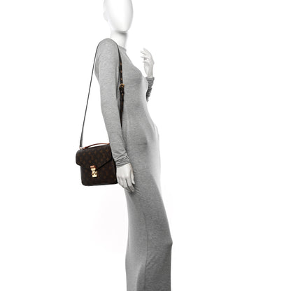 Louis Vuitton Monogram Pochette Metis 2 of 11