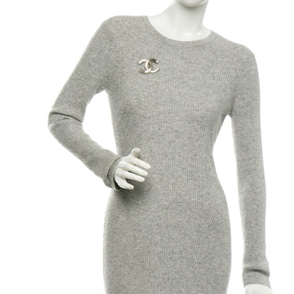 Chanel Large Scalloped CC Brooch Silver 2 of 3