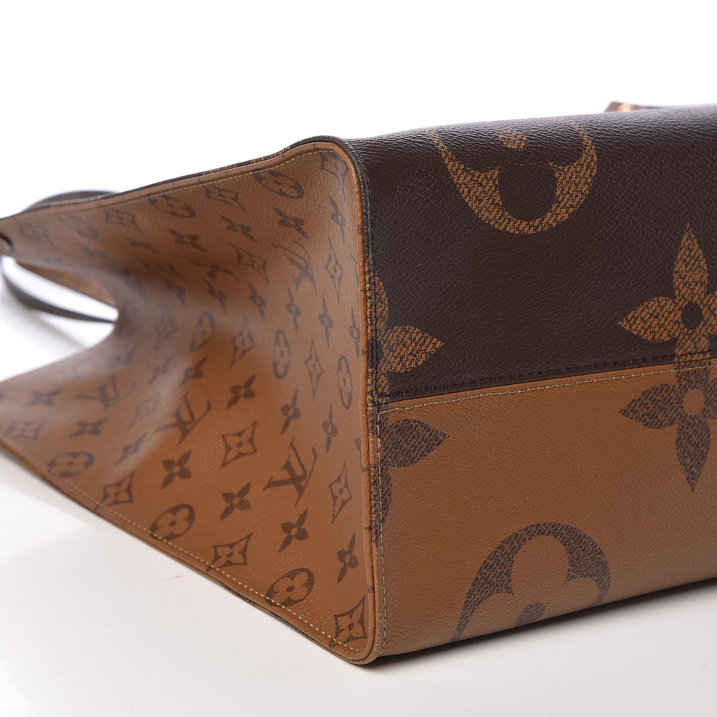 Reverse Monogram Giant Onthego GM