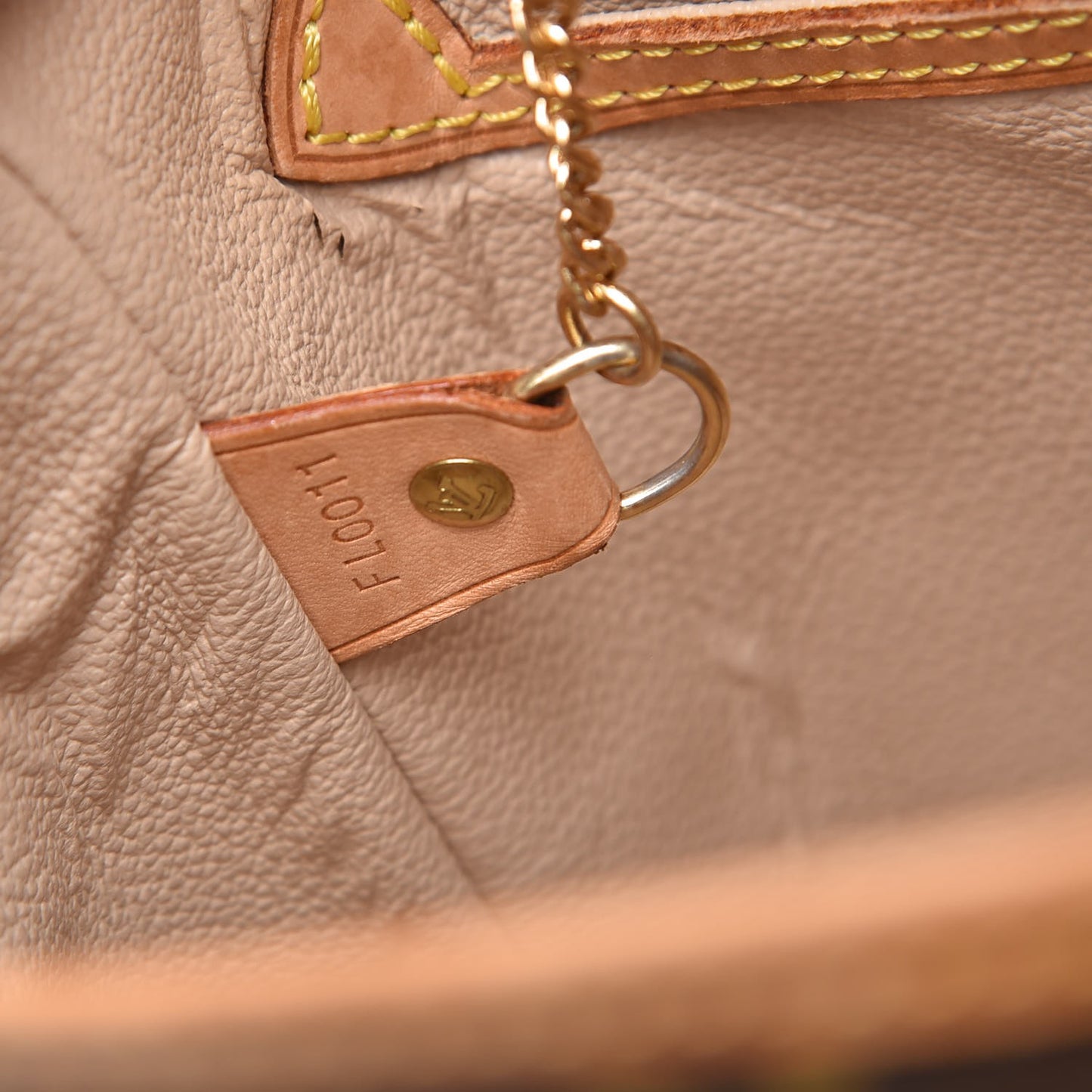 Monogram Petit Bucket 23