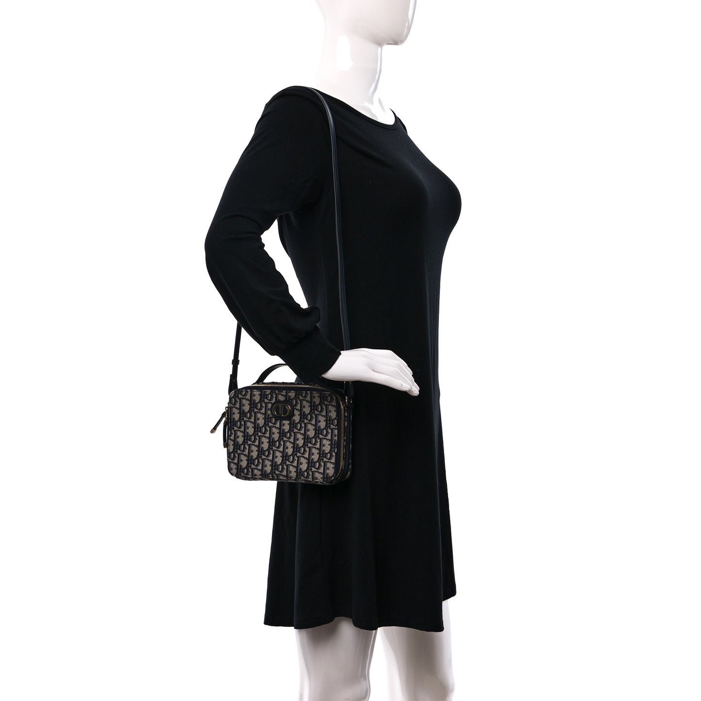 Oblique 30 Montaigne Top Handle Box Bag Blue