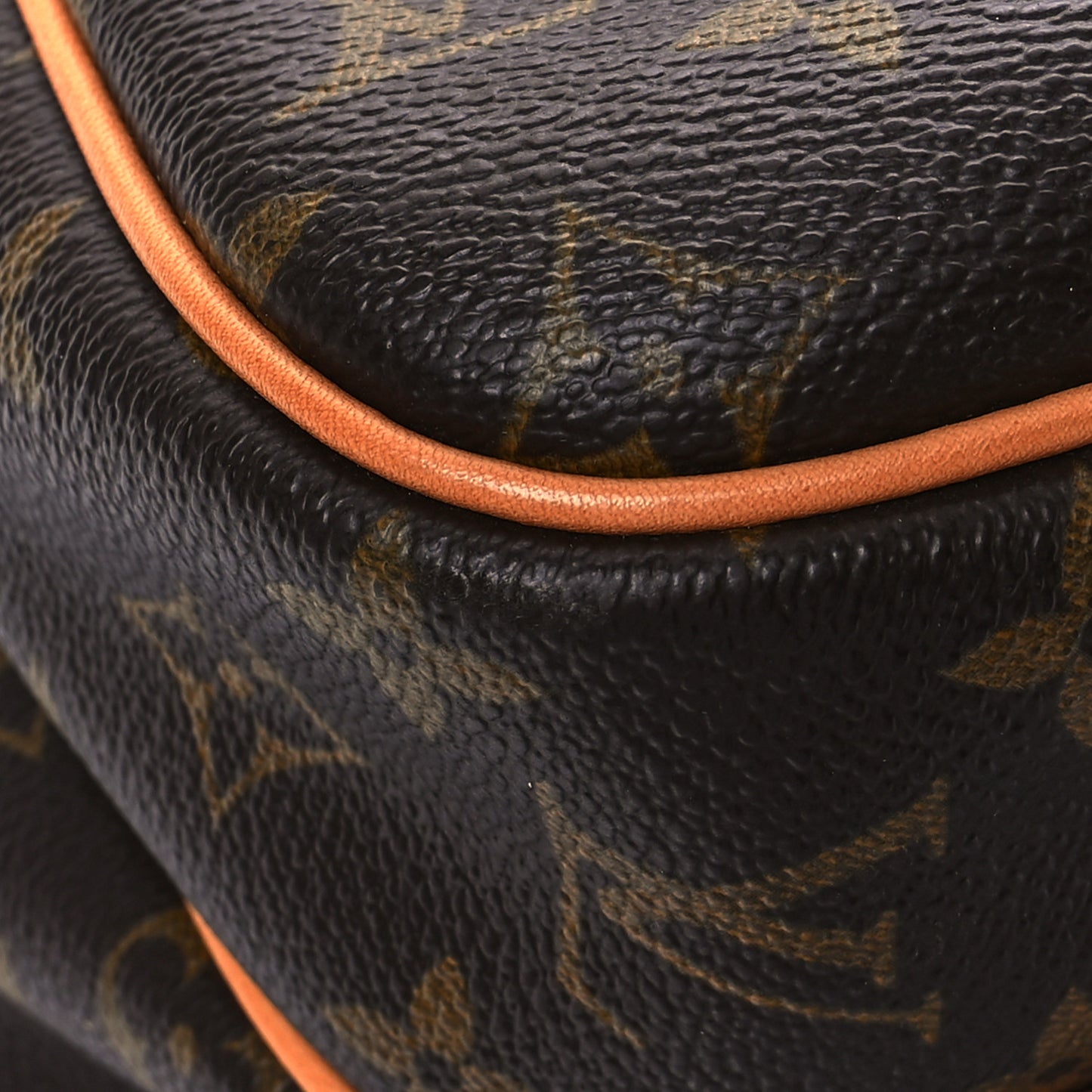 Monogram Reporter GM