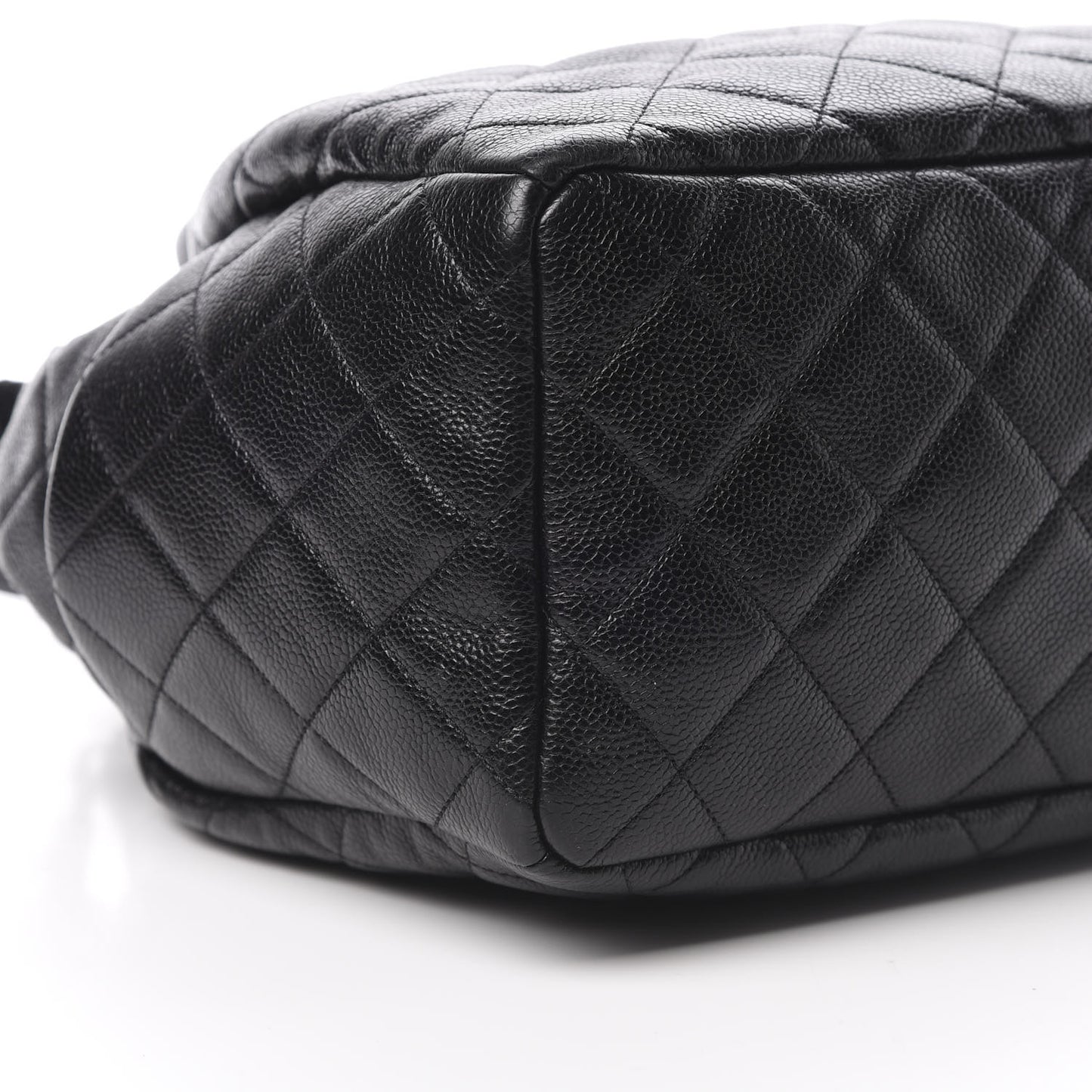 Grained Calfskin Quilted Medium CC Chain Bucket Drawstring Bag Black
