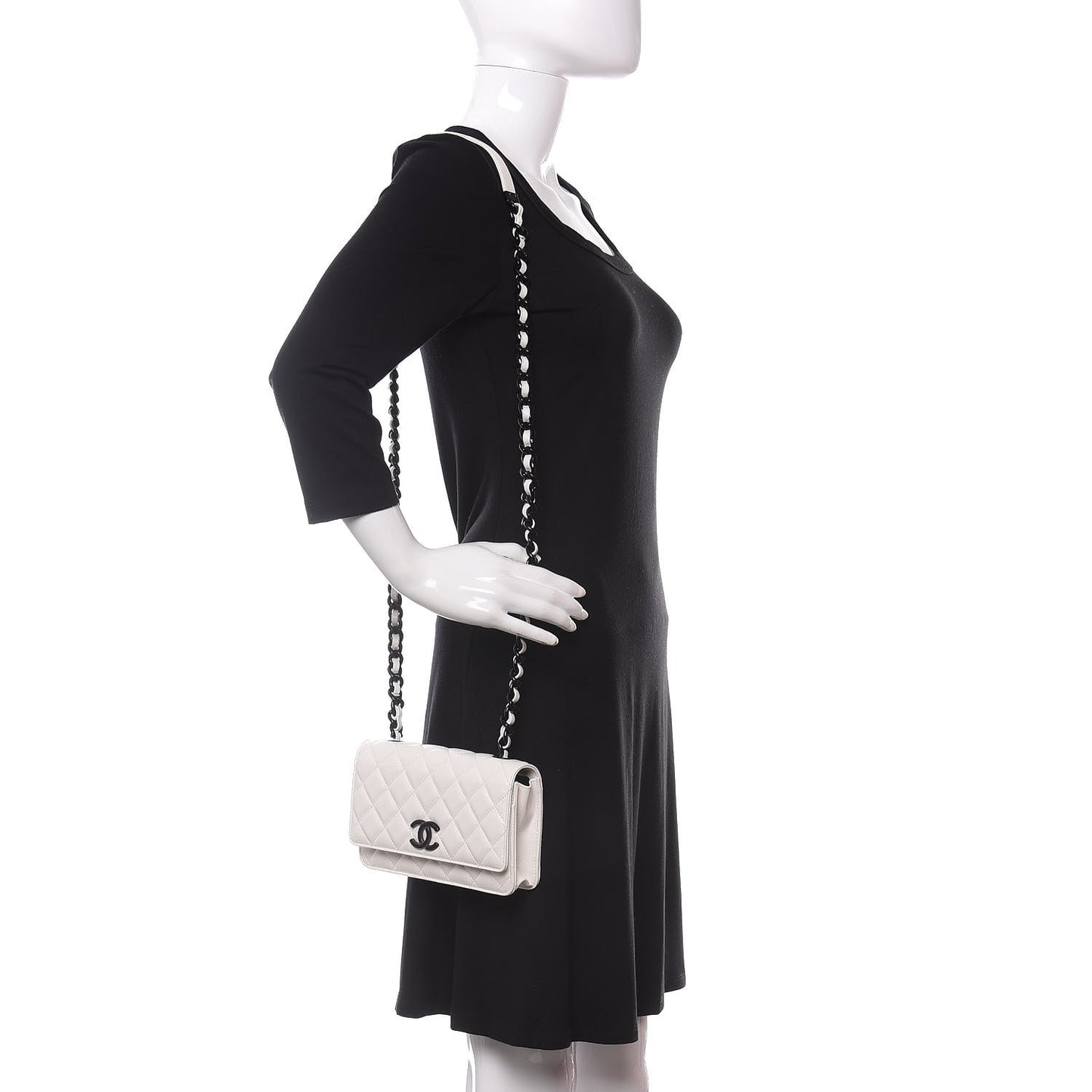 Caviar Quilted My Everything Wallet On Chain WOC White