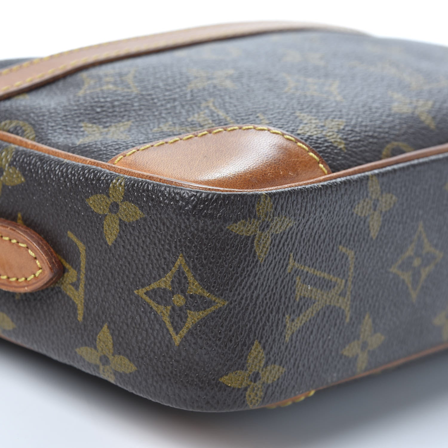 Louis Vuitton Monogram Trocadero 24 5 of 9