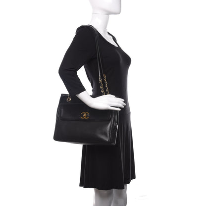 Chanel Lambskin CC Shoulder Bag Black 2 of 24