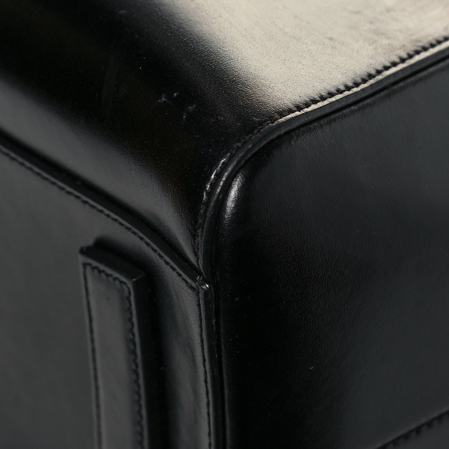 Givenchy Shiny Lord Calfskin Medium Antigona Black 9 of 26