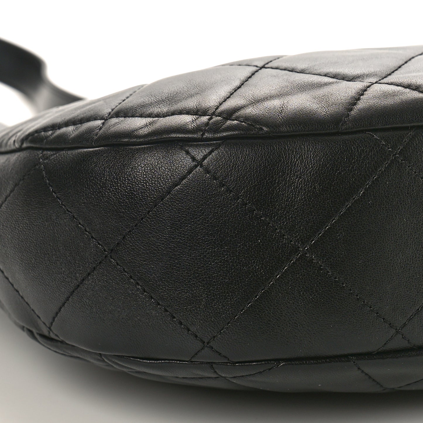 Lambskin Chain Rows Quilted Chain Hobo Black