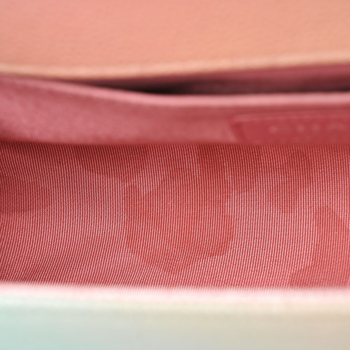 Caviar Quilted Medium Rainbow Boy Flap Pink Multicolor