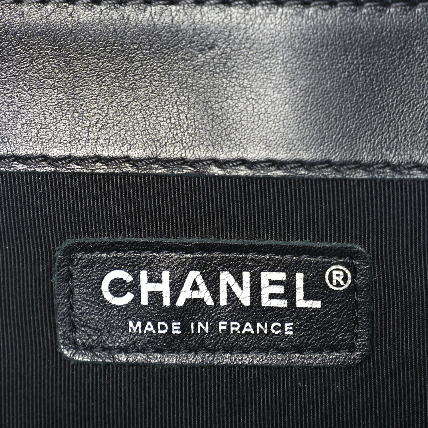Chanel Patent Large Boy Reverso Flap Black 13 of 27