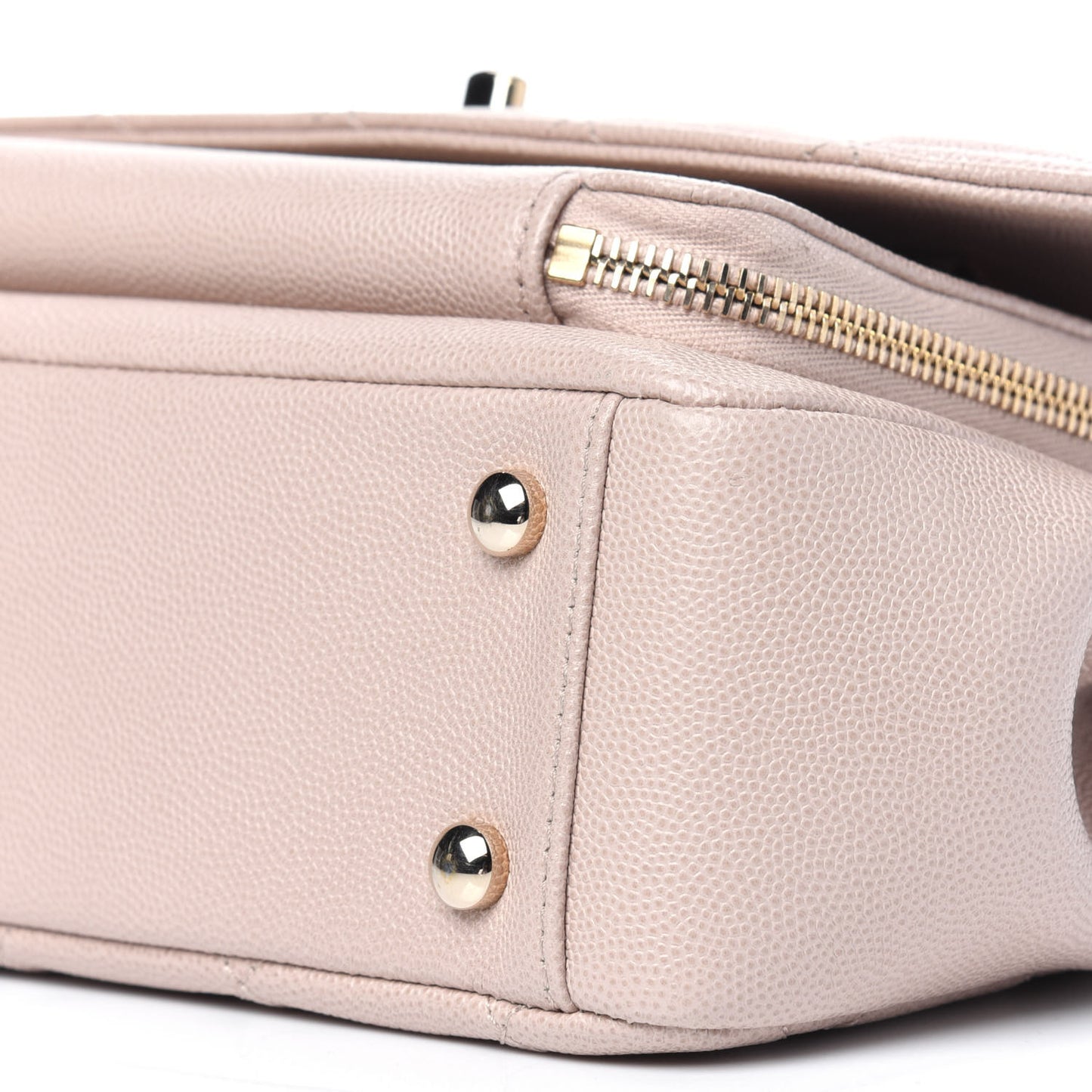 Caviar Quilted Medium Business Affinity Flap Beige