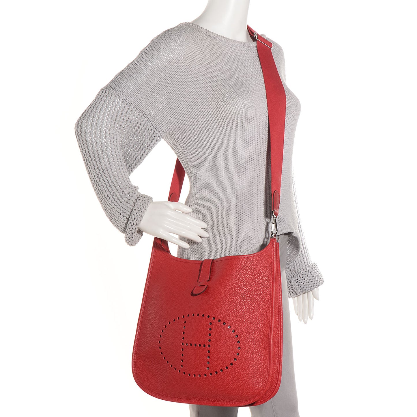 Taurillon Clemence Evelyne III GM Rouge Casaque