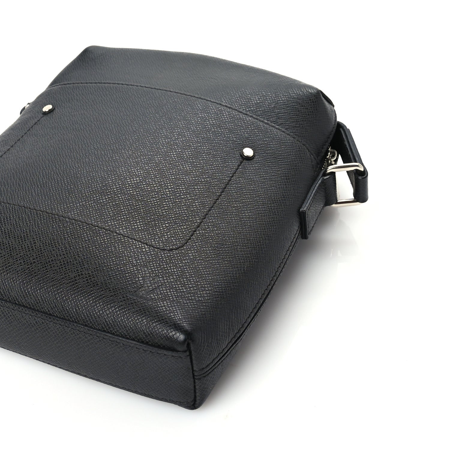 Louis Vuitton Taiga Grigori Pochette  Ardoise 8 of 8