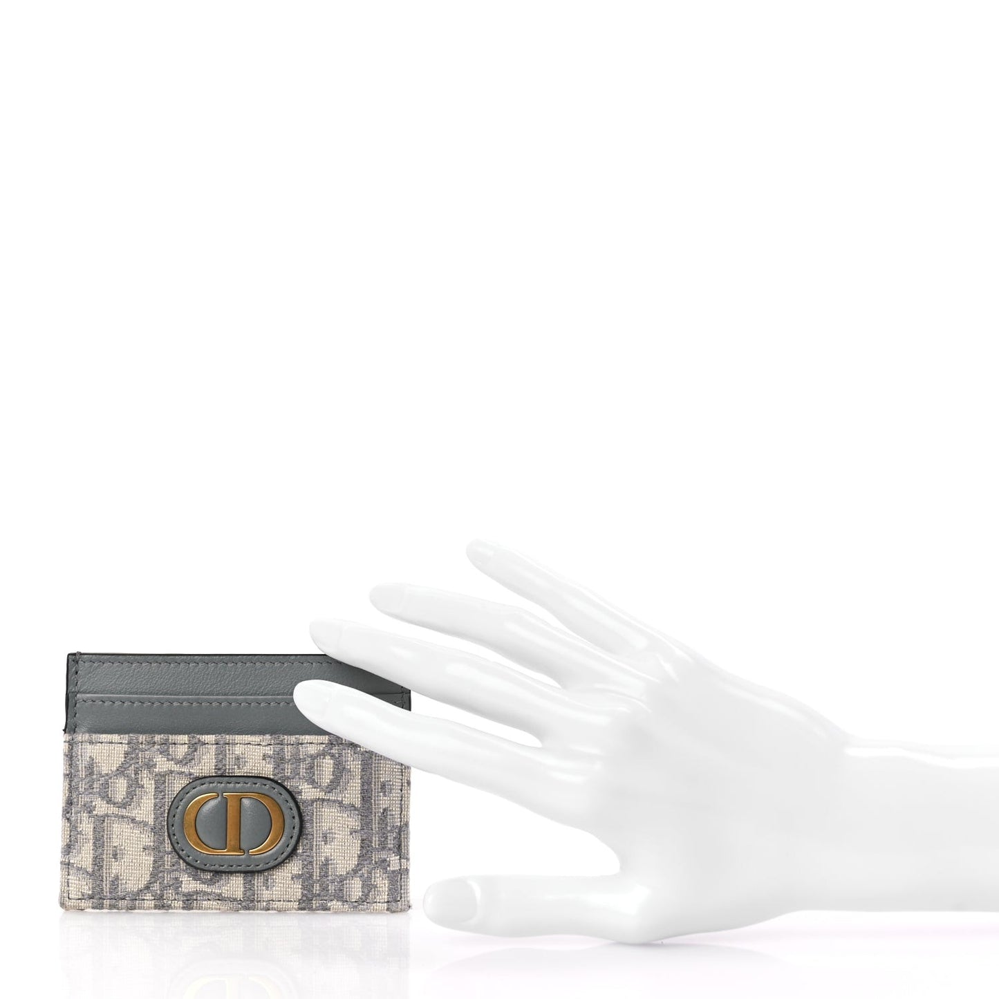 Oblique Calfskin 30 Montaigne Freesia Card Holder Grey