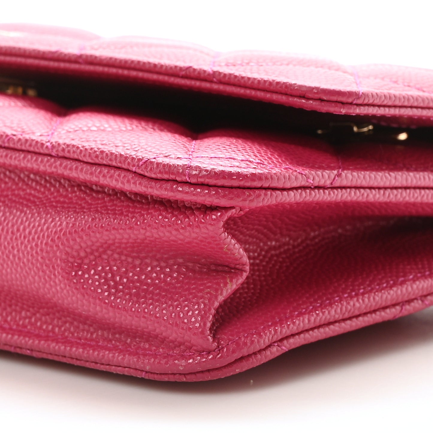 Caviar Quilted Wallet On Chain WOC Fuchsia