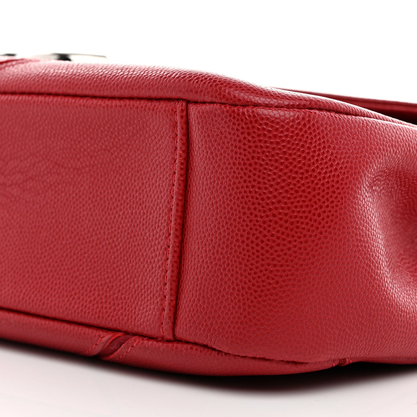 Caviar Macro Chevron Single Flap Red