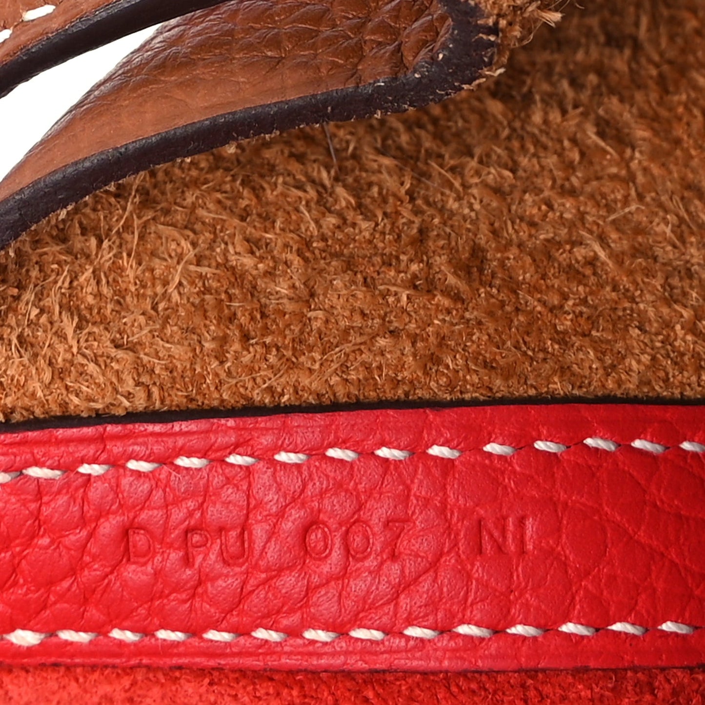 Taurillon Clemence Casaque Picotin Lock 18 PM  Gold Rouge De Coeur