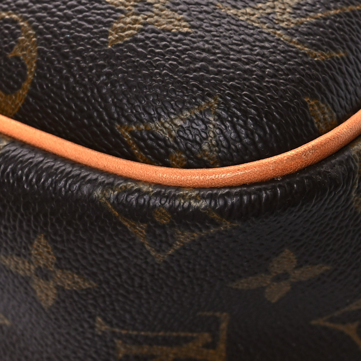 Monogram Reporter GM