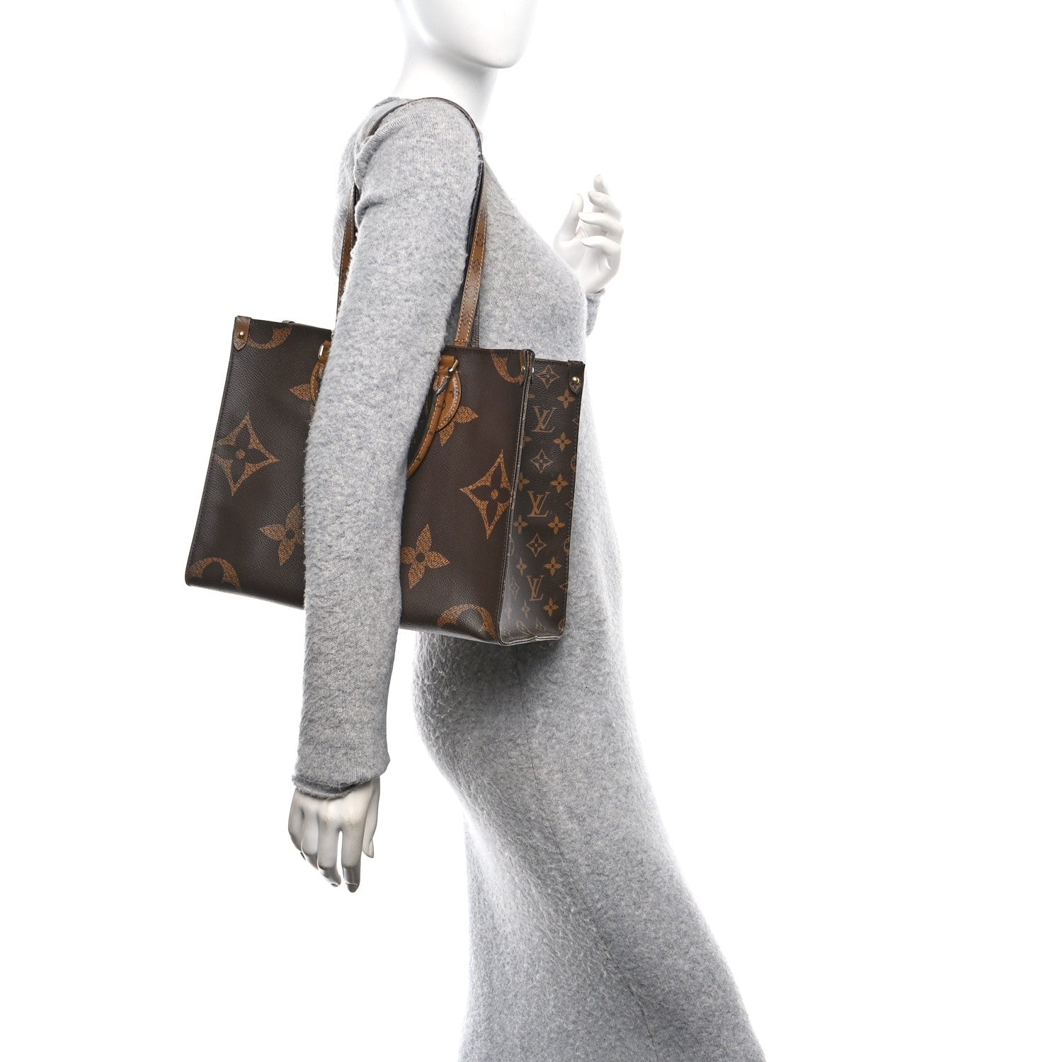 Louis Vuitton Reverse Monogram Giant Onthego MM 2 of 11