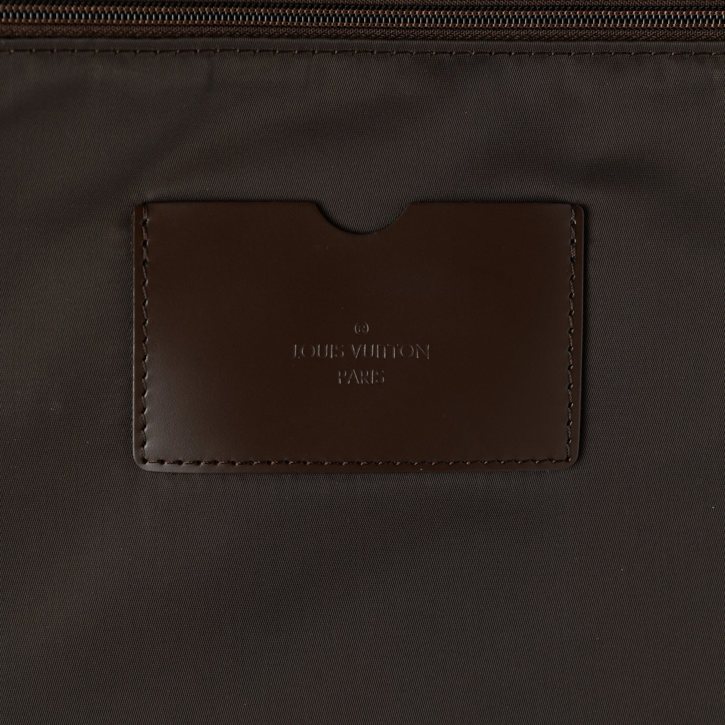 Damier Ebene Pegase Light 55