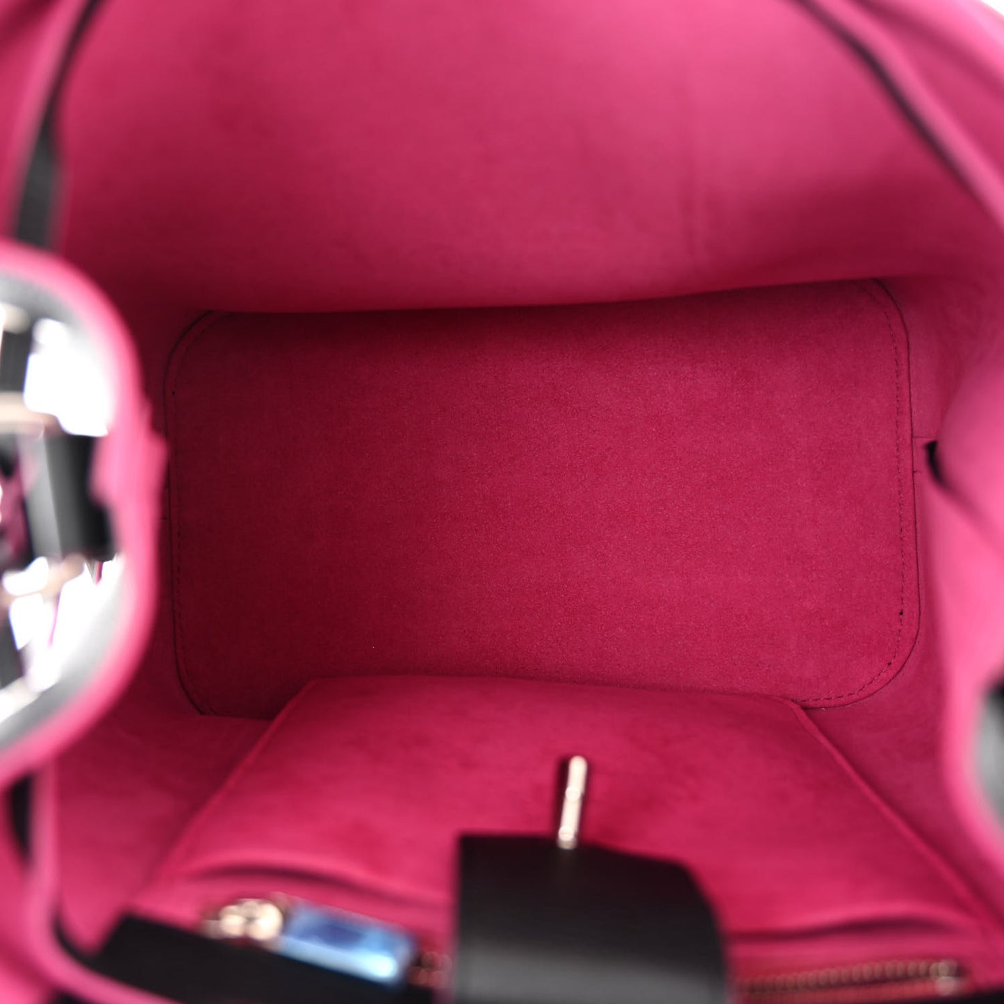 Calfskin Lockme Bucket Black