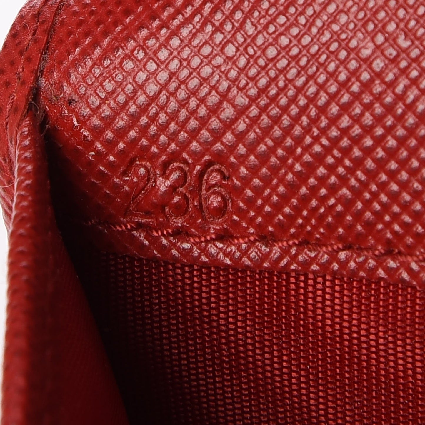 Saffiano Metal Compact Wristlet Wallet Fuoco