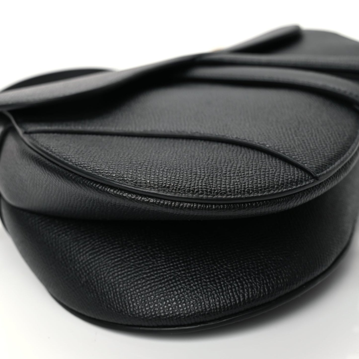 Grained Calfskin Saddle Bag Black (CARD)