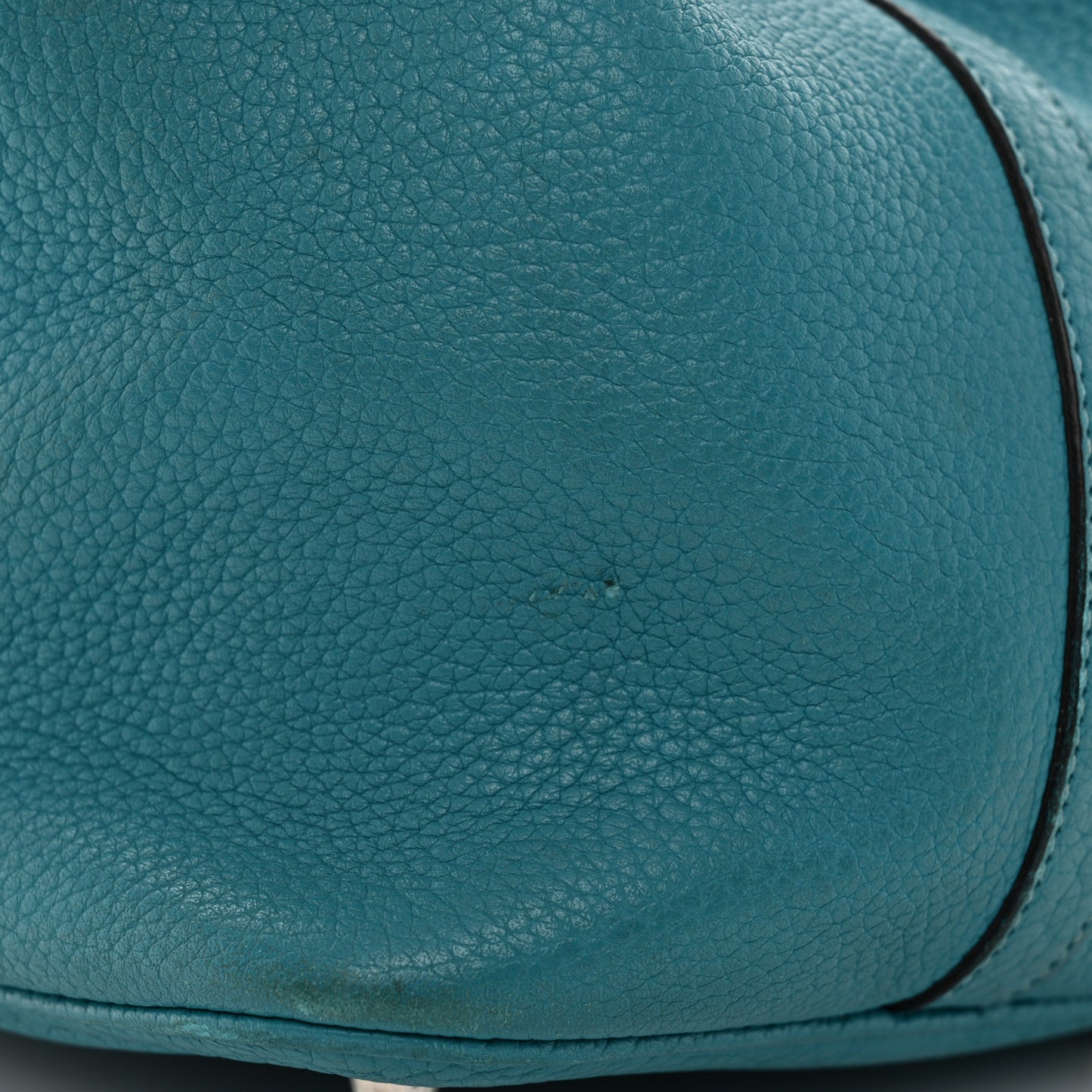 Taurillon Clemence Picotin Lock 22 MM Turquoise