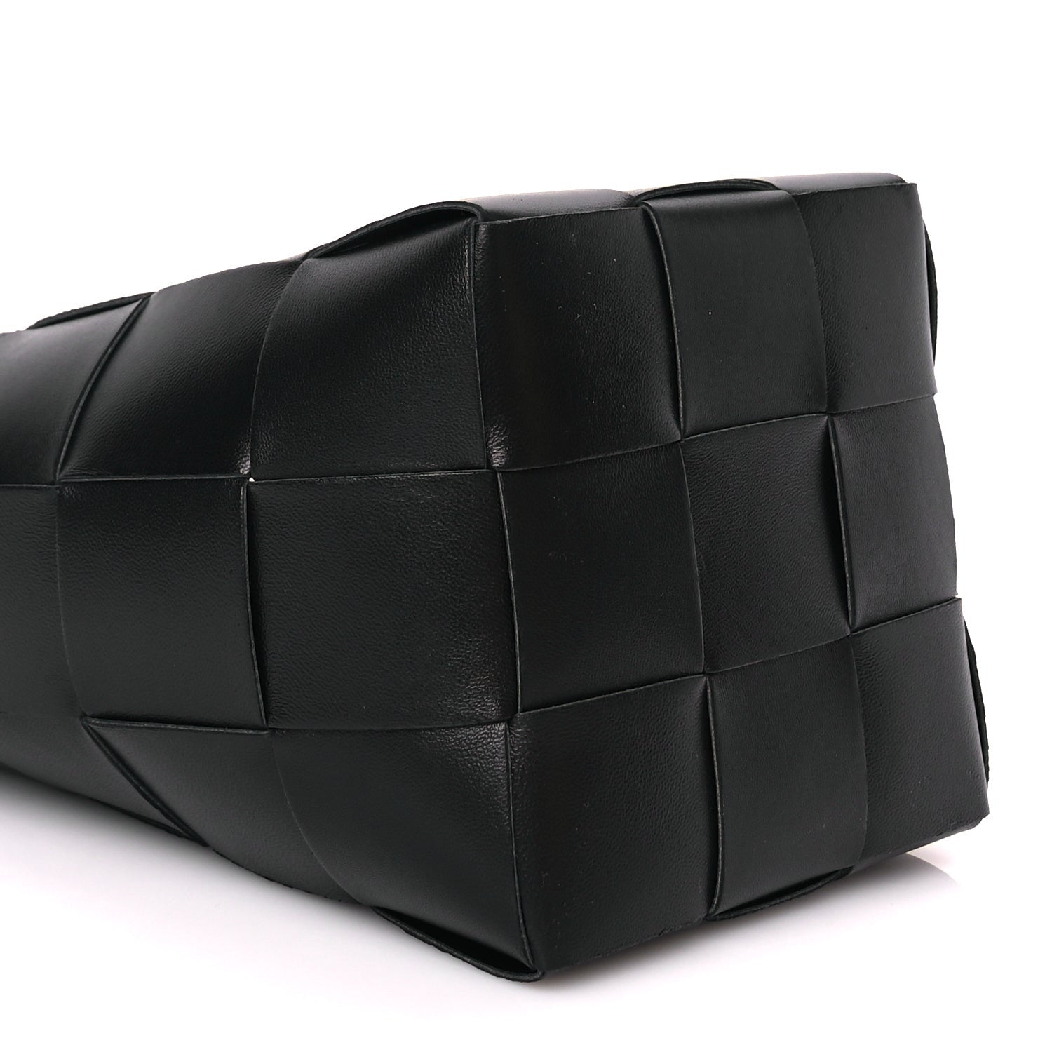 Bottega Veneta Nappa Maxi Intrecciato Cassette Bucket Bag Black 7 of 8