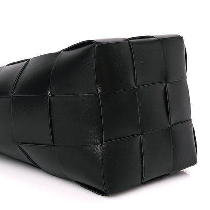 Bottega Veneta Nappa Maxi Intrecciato Cassette Bucket Bag Black 7 of 8