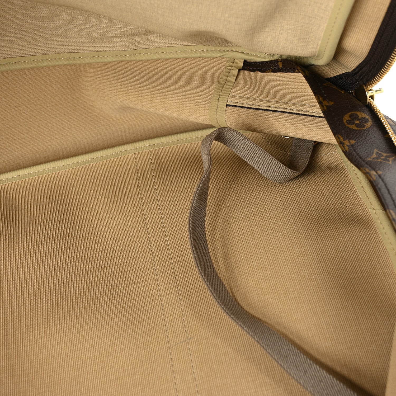 Louis Vuitton Monogram Sirius 45 7 of 10