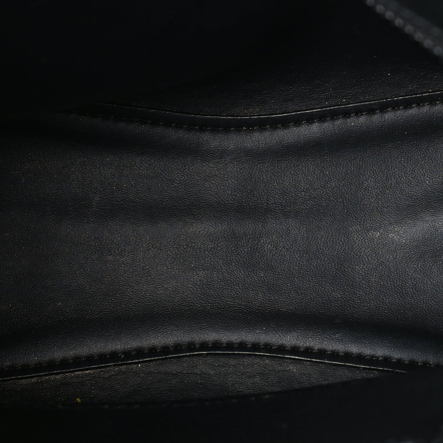 Grained Calfskin Neo Classic Black Hardware Mini City Black Black