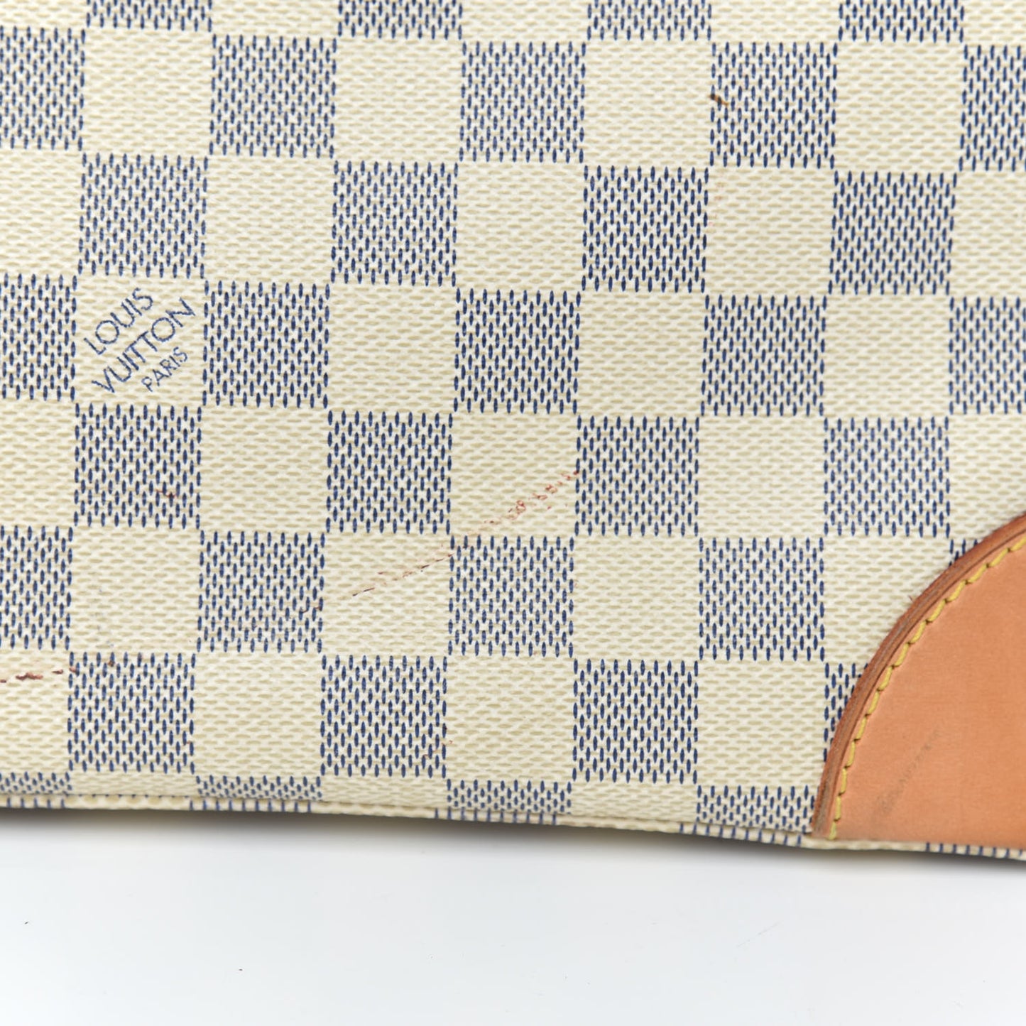 Damier Azur Hampstead PM