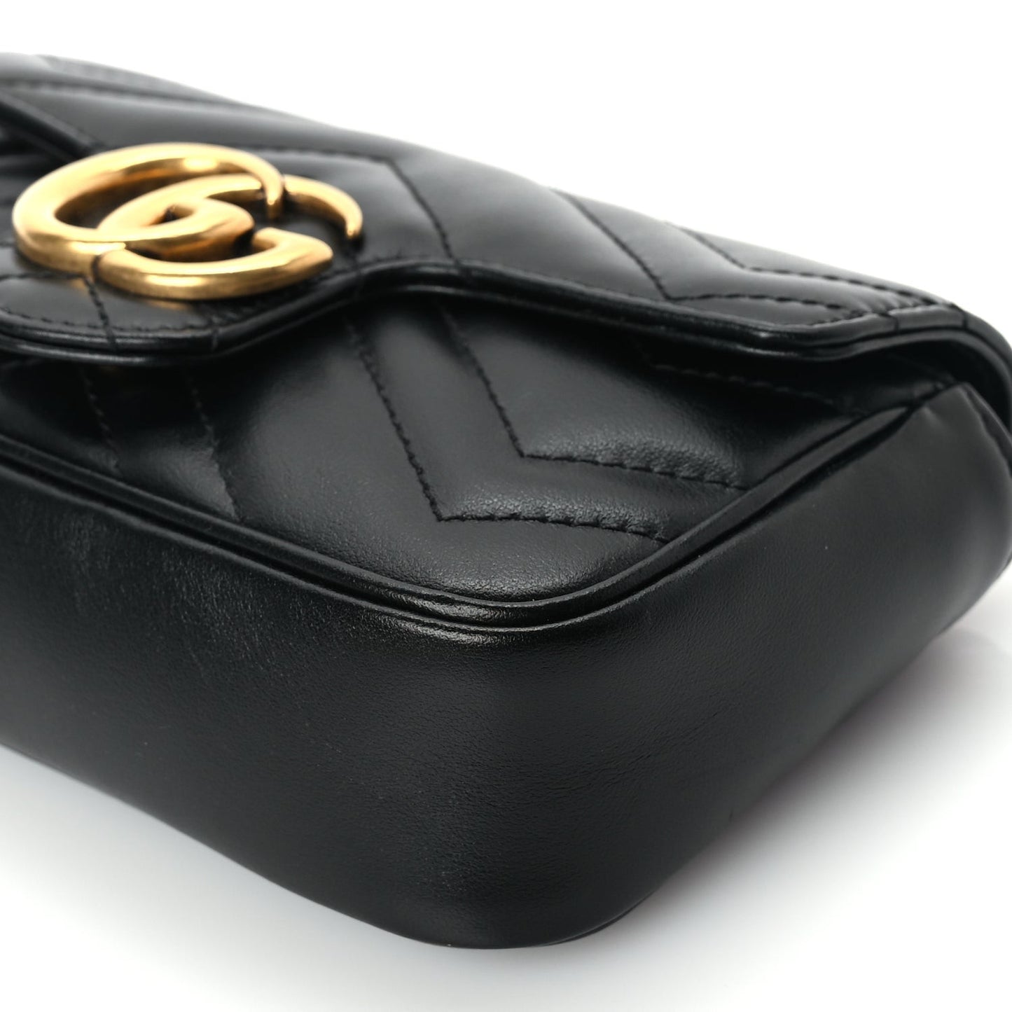 Calfskin Matelasse Super Mini GG Marmont Shoulder Bag Black