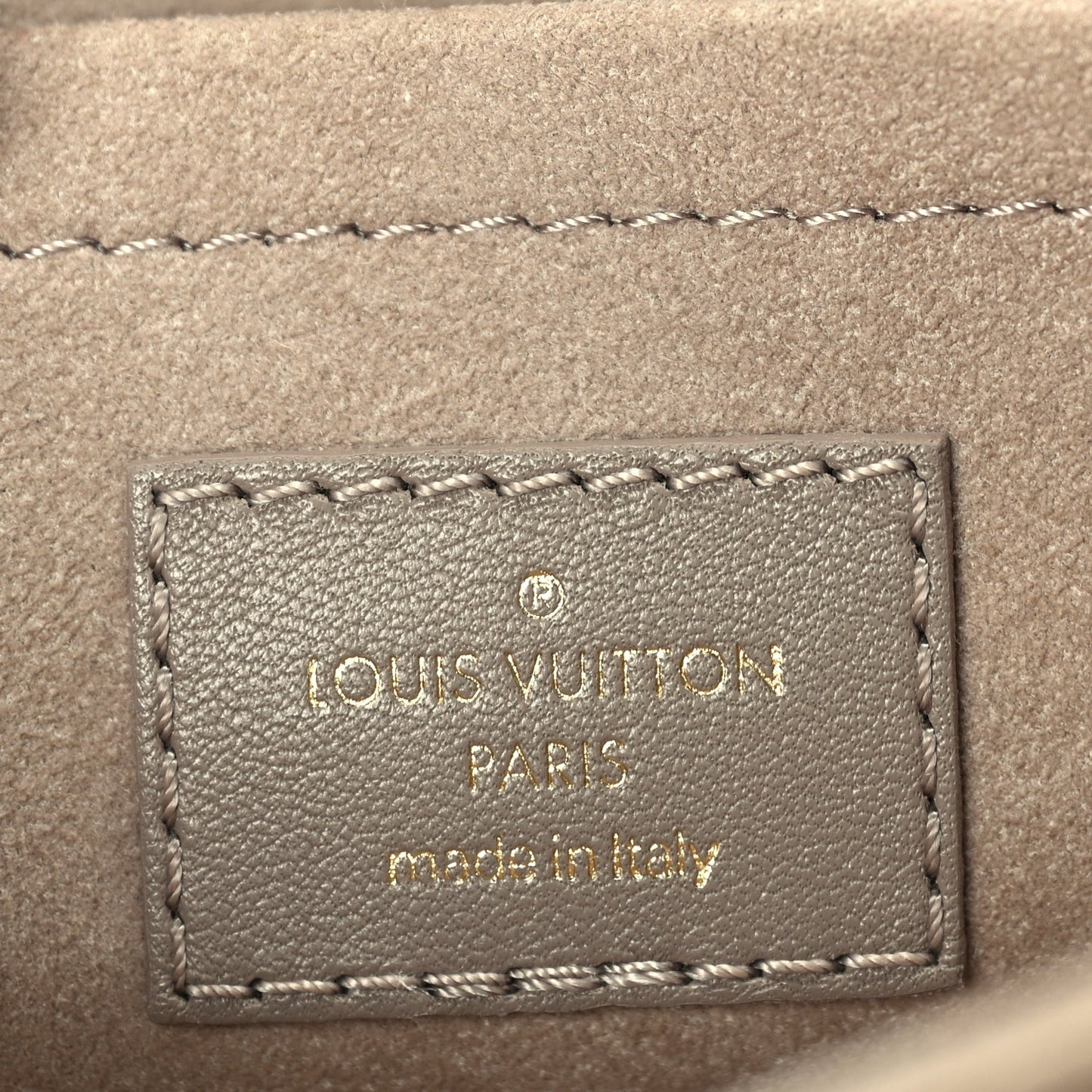 Calfskin New Wave Chain PM NM Taupe