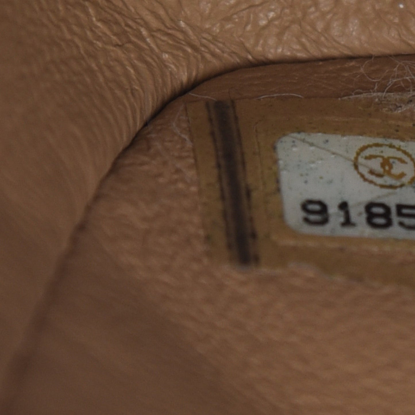 Caviar Quilted Medium Double Flap Beige Clair