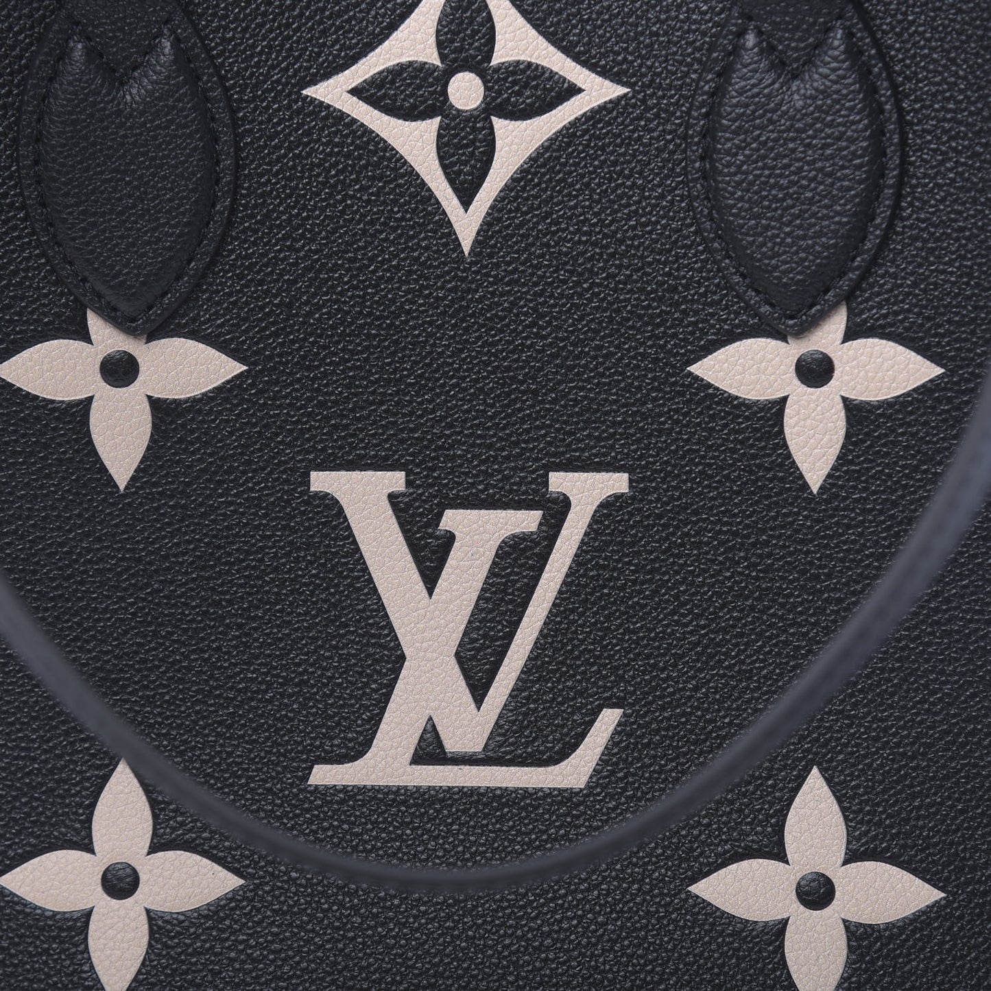 Empreinte Monogram Giant Onthego MM Black Beige