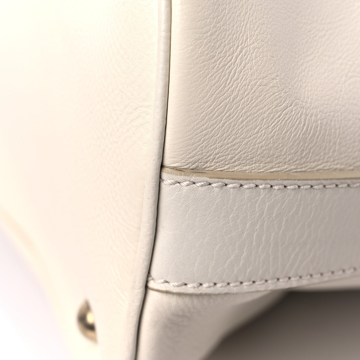 Calfskin Oversized Muse Ivory