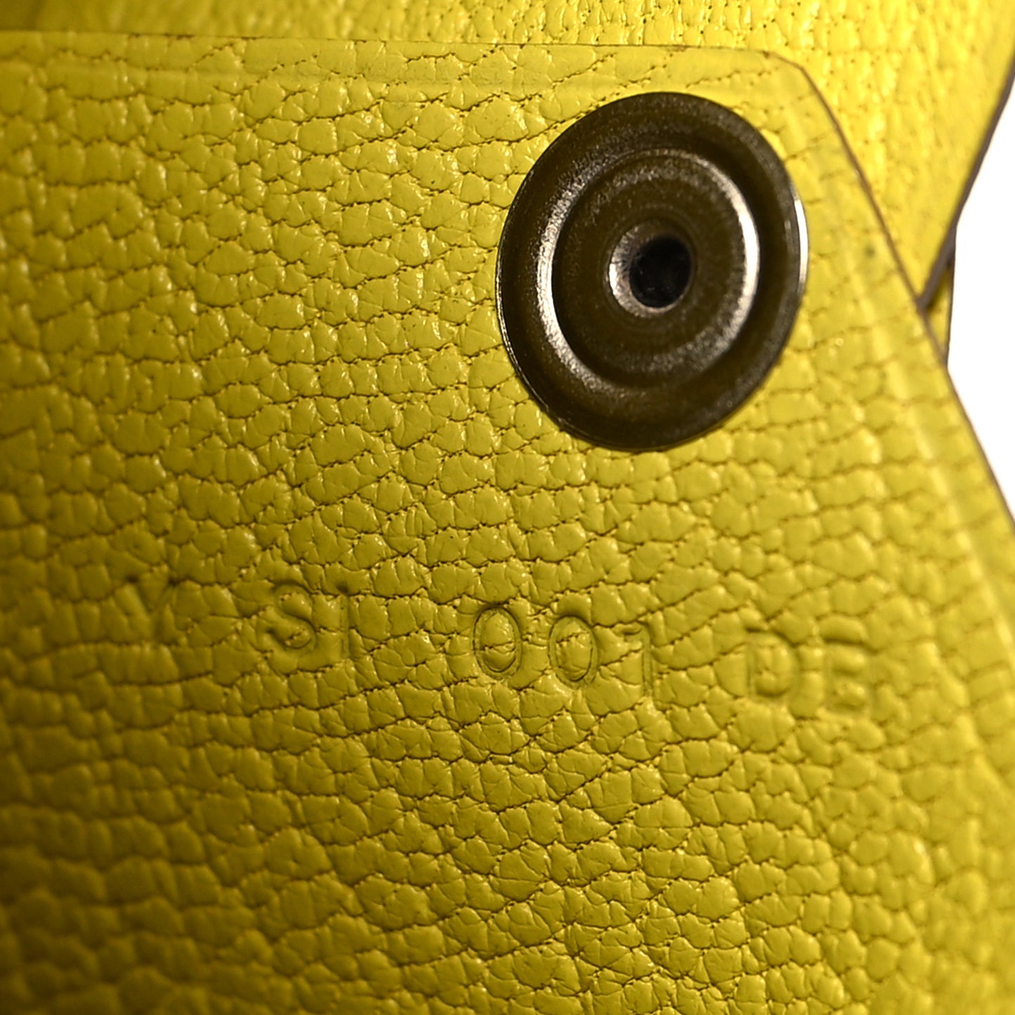 Chevre Mysore Calvi Card Case Lime