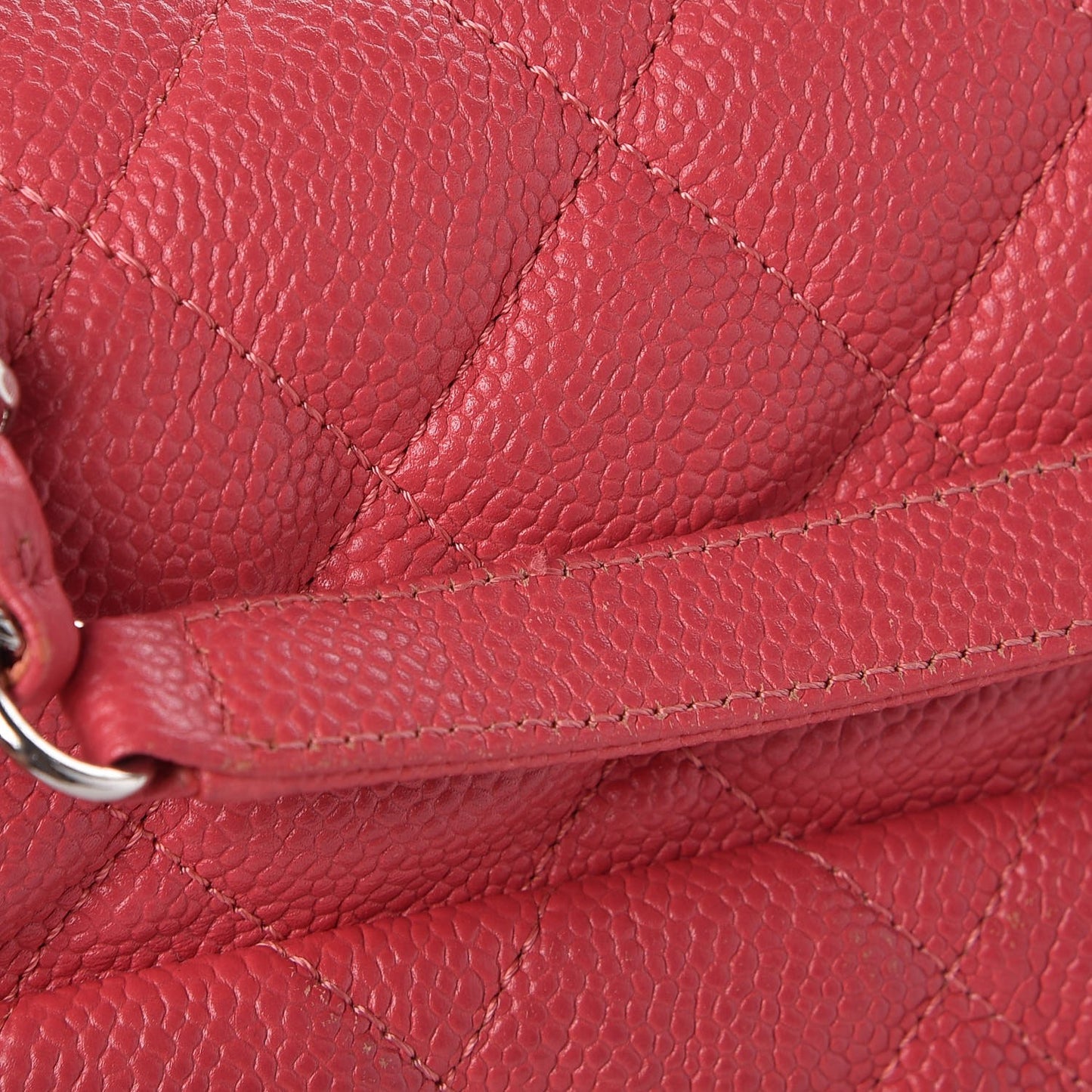 Caviar Quilted Medium Easy Flap Coral