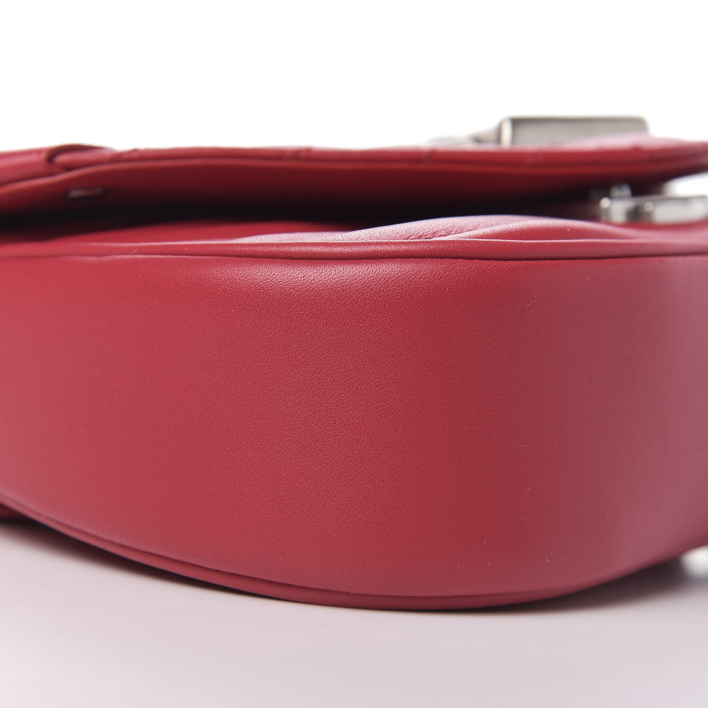 Calfskin New Wave Chain PM Scarlet