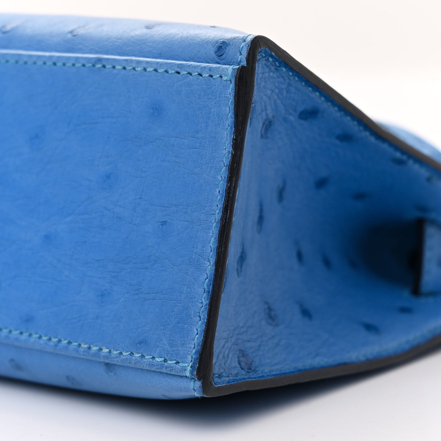 Ostrich Kelly Pochette Clutch Bleuet