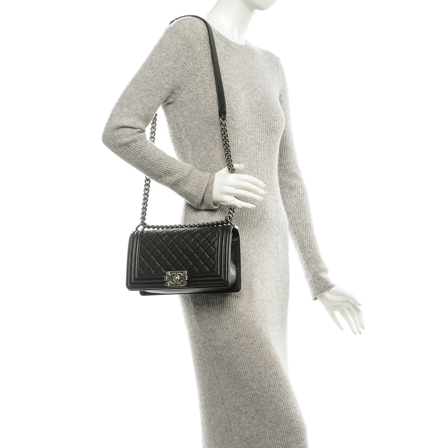 Caviar Quilted Medium Boy Flap Black